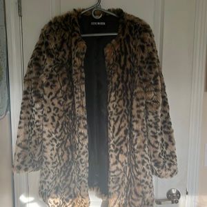 Steve Madden faux fur leopard coat size L
